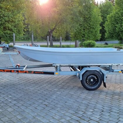 Respo piekabes& AMBERLAT